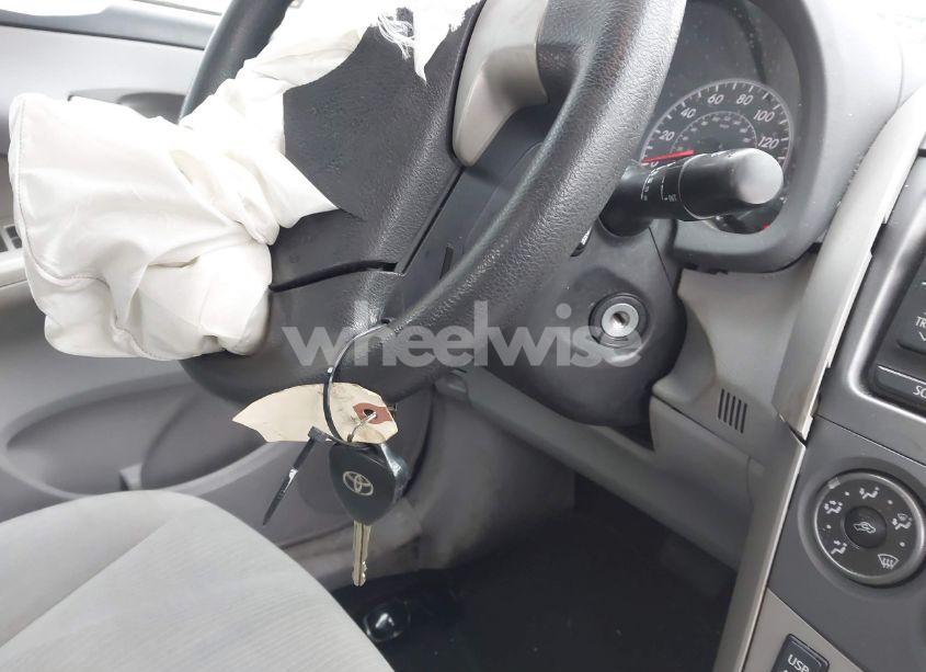 Photo 11 of 2012 Toyota Corolla LE (VIN 5YFBU4EE3CP037367)