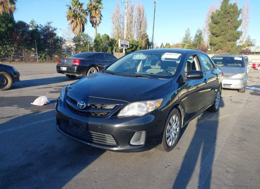 Photo 2 of 2012 Toyota Corolla LE (VIN 5YFBU4EE3CP051124)