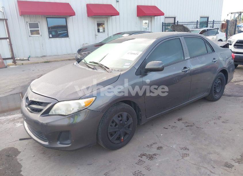 Photo 2 of 2012 Toyota Corolla L (VIN 5YFBU4EE3CP053908)