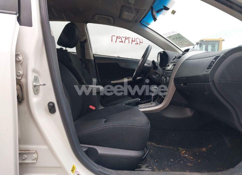 Photo 5 of 2012 Toyota Corolla S (VIN 5YFBU4EE3CP073463)