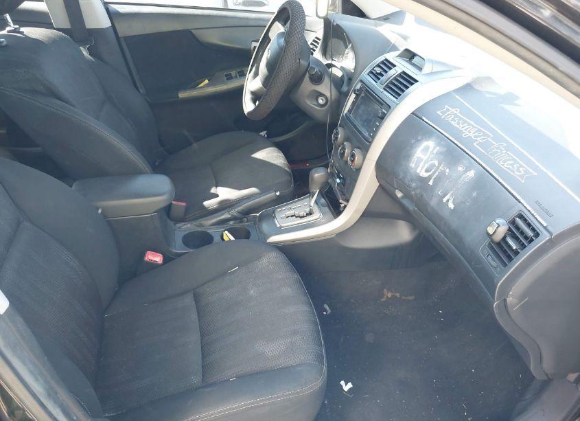 Photo 5 of 2013 Toyota Corolla S (VIN 5YFBU4EE3DP085808)