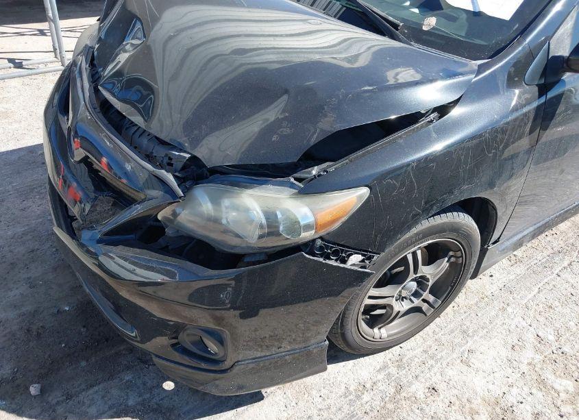 Photo 6 of 2013 Toyota Corolla S (VIN 5YFBU4EE3DP085808)