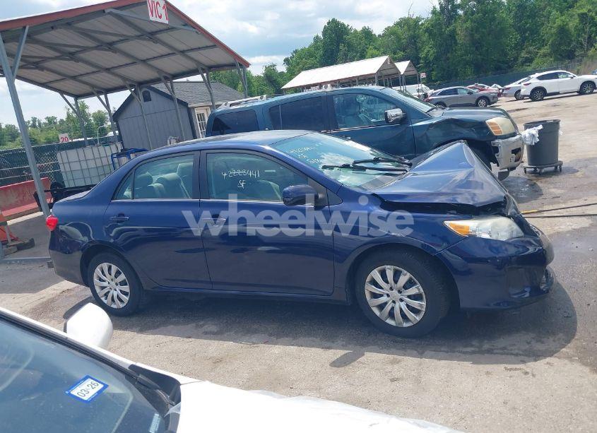 Photo 13 of 2013 Toyota Corolla LE (VIN 5YFBU4EE3DP089518)