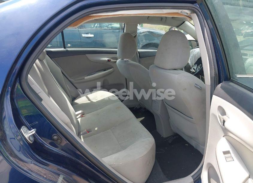 Photo 8 of 2013 Toyota Corolla LE (VIN 5YFBU4EE3DP089518)