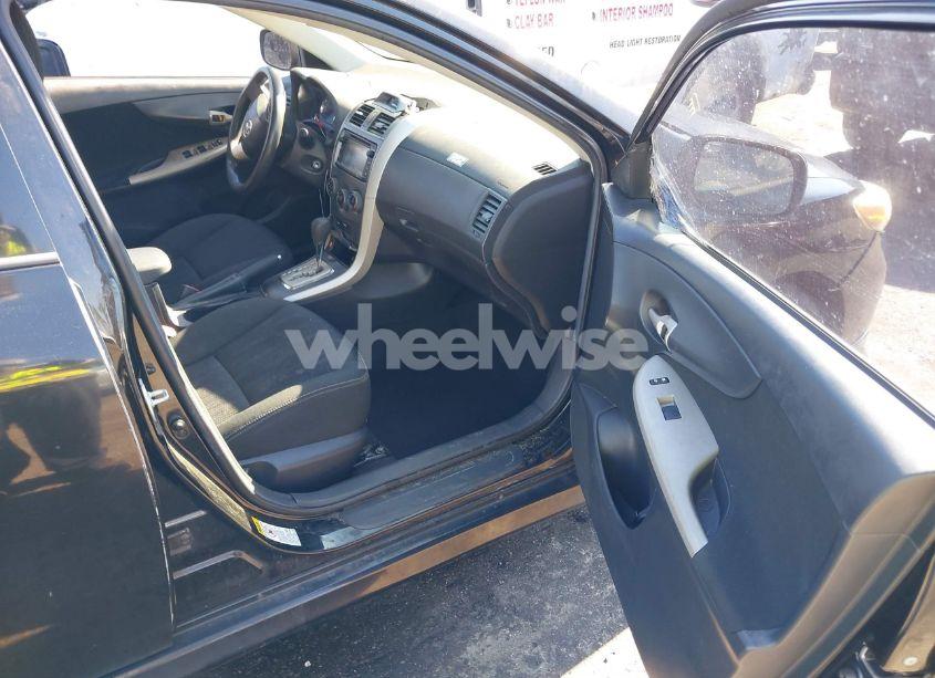 Photo 5 of 2013 Toyota Corolla S (VIN 5YFBU4EE3DP098218)