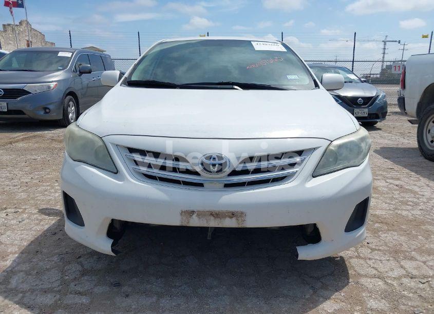 Photo 12 of 2013 Toyota Corolla LE (VIN 5YFBU4EE3DP122873)