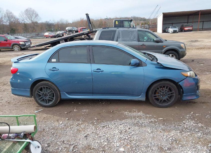 Photo 13 of 2013 Toyota Corolla S (VIN 5YFBU4EE3DP139950)