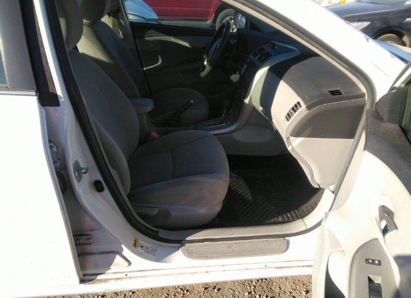 Photo 5 of 2013 Toyota Corolla LE (VIN 5YFBU4EE3DP144680)