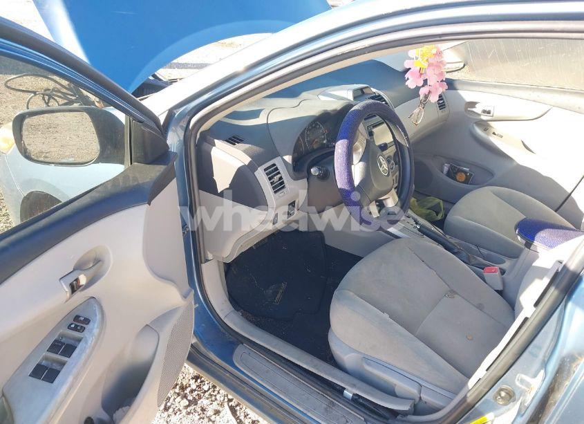 Photo 5 of 2013 Toyota Corolla LE (VIN 5YFBU4EE3DP165044)