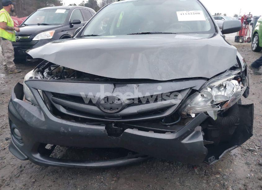 Photo 6 of 2013 Toyota Corolla S (VIN 5YFBU4EE3DP167456)