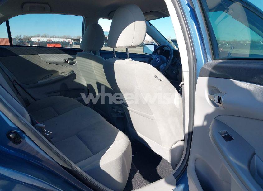 Photo 8 of 2013 Toyota Corolla LE (VIN 5YFBU4EE3DP169207)