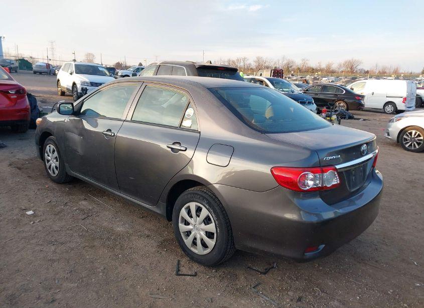 Photo 3 of 2013 Toyota Corolla L (VIN 5YFBU4EE3DP176139)