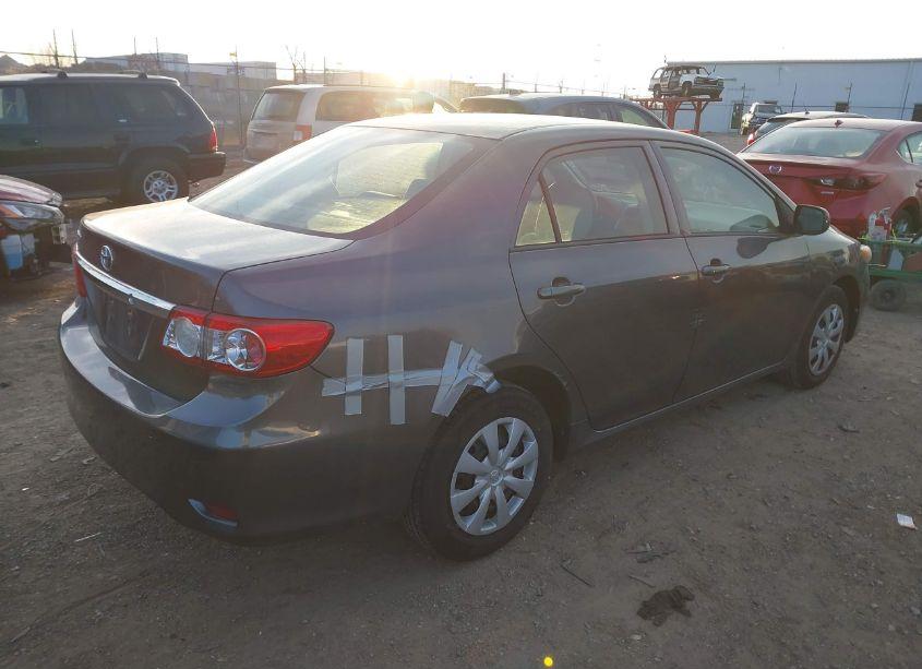 Photo 4 of 2013 Toyota Corolla L (VIN 5YFBU4EE3DP176139)