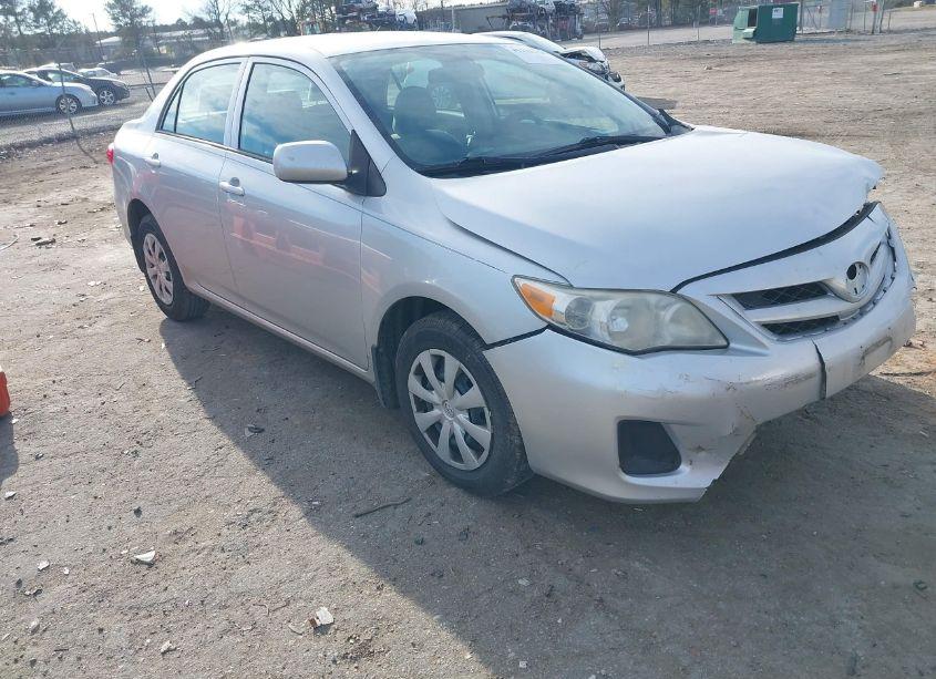 2013 Toyota Corolla L (VIN 5YFBU4EE3DP177131) main photo