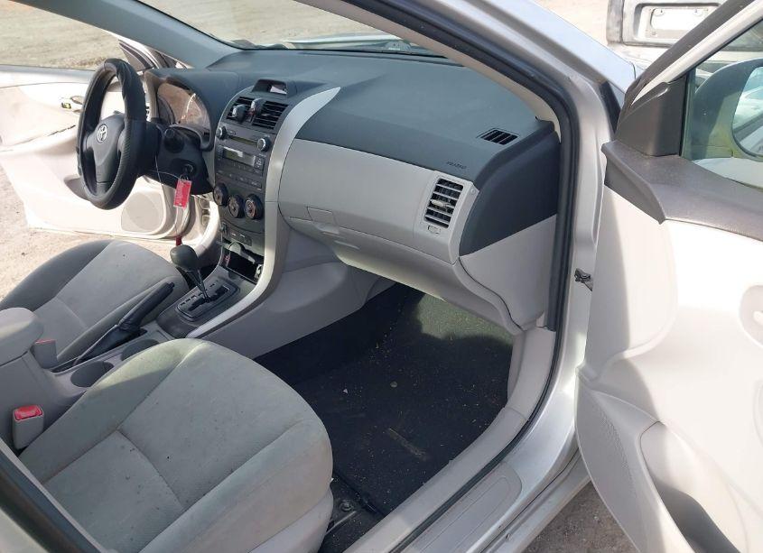 Photo 5 of 2013 Toyota Corolla L (VIN 5YFBU4EE3DP177131)