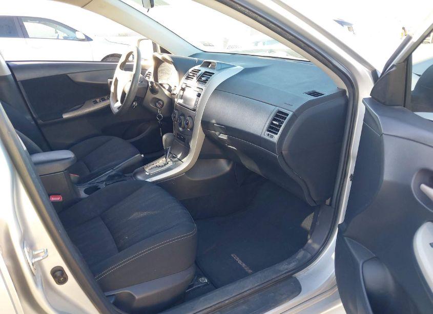 Photo 5 of 2013 Toyota Corolla S (VIN 5YFBU4EE3DP179574)