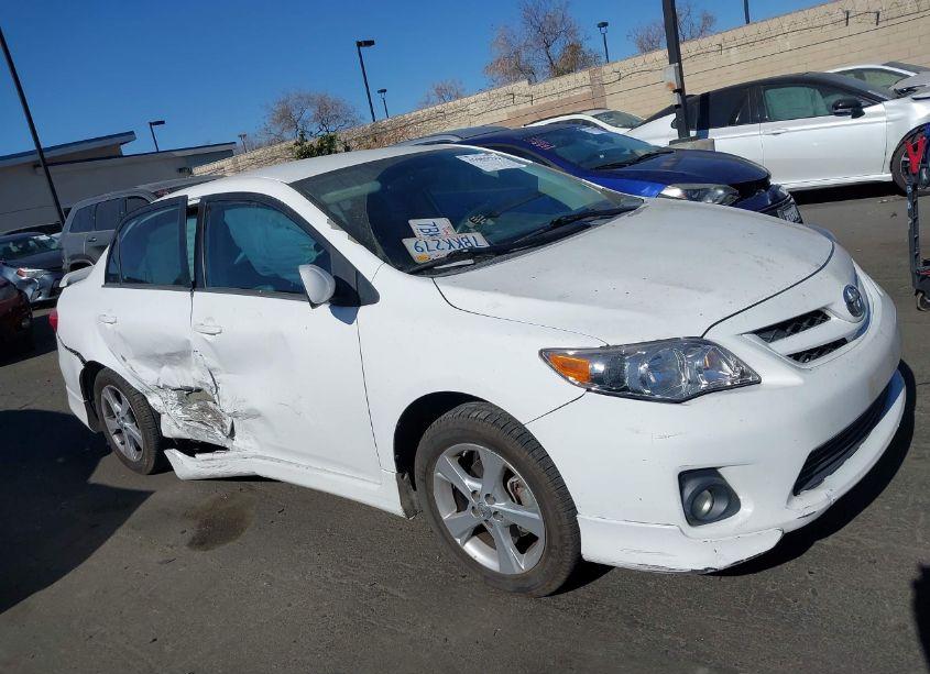 Photo 13 of 2013 Toyota Corolla S (VIN 5YFBU4EE3DP185052)