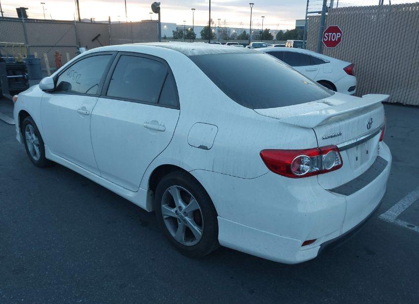 Photo 3 of 2013 Toyota Corolla S (VIN 5YFBU4EE3DP185052)