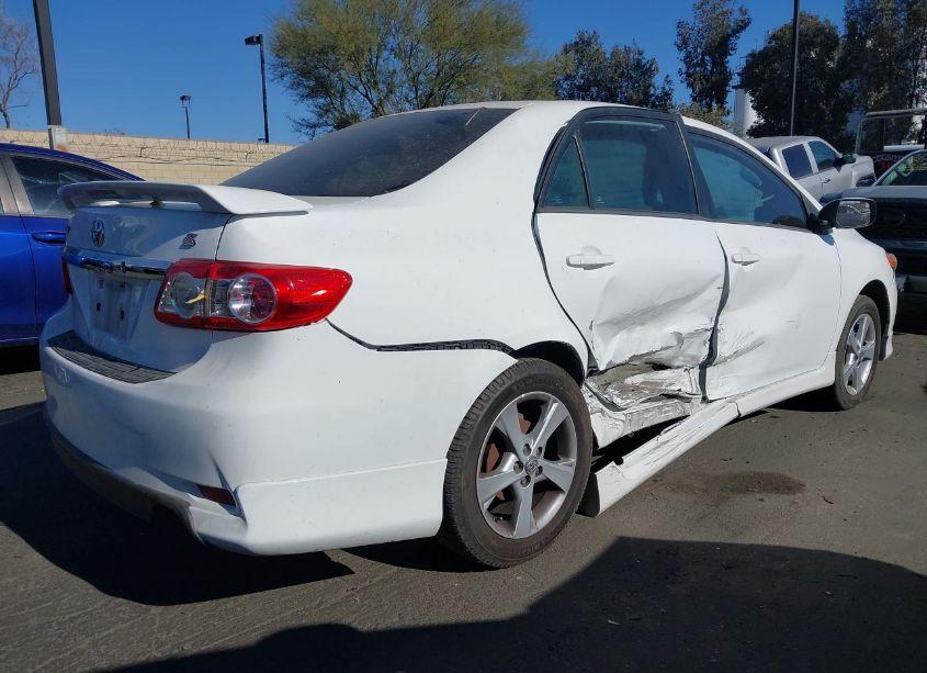 Photo 6 of 2013 Toyota Corolla S (VIN 5YFBU4EE3DP185052)