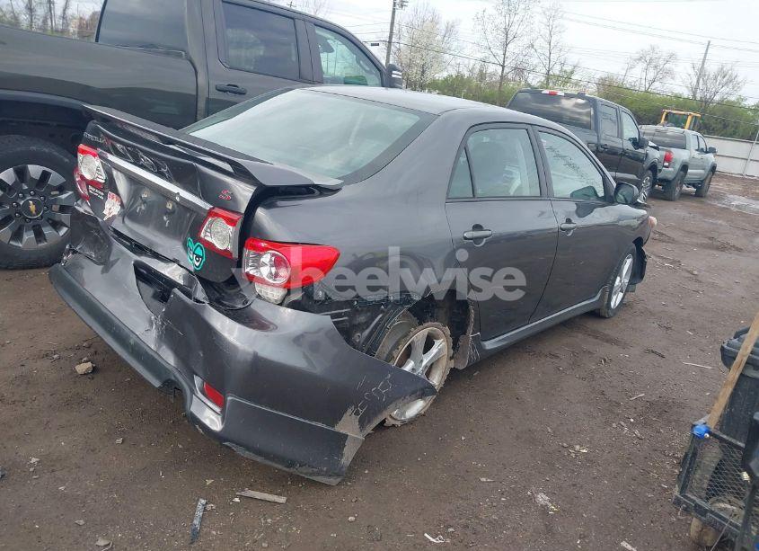 Photo 4 of 2013 Toyota Corolla S (VIN 5YFBU4EE3DP201931)