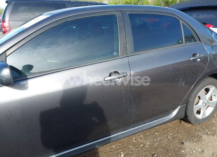 Photo 14 of 2012 Toyota Corolla S (VIN 5YFBU4EE4CP009092)