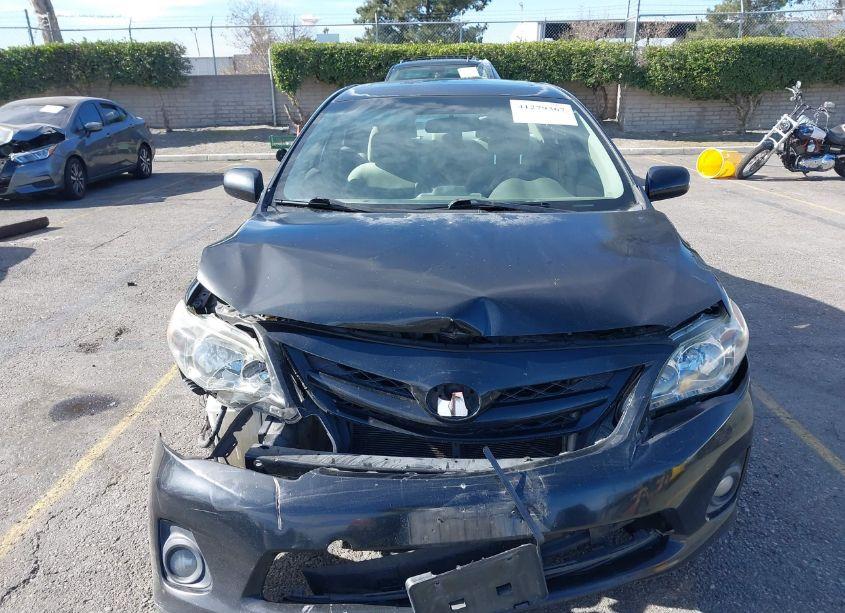 Photo 12 of 2012 Toyota Corolla LE (VIN 5YFBU4EE4CP024398)