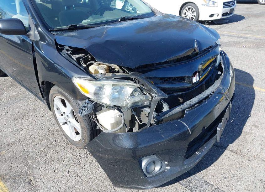 Photo 6 of 2012 Toyota Corolla LE (VIN 5YFBU4EE4CP024398)