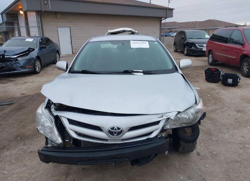 Photo 13 of 2012 Toyota Corolla LE (VIN 5YFBU4EE4CP027978)