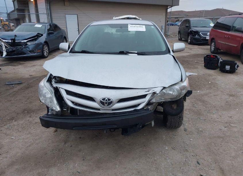 Photo 6 of 2012 Toyota Corolla LE (VIN 5YFBU4EE4CP027978)