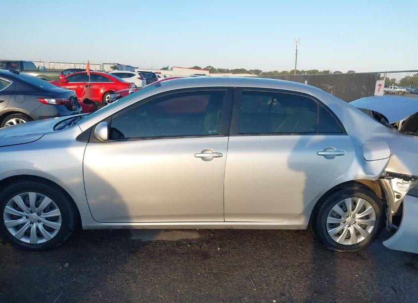 Photo 15 of 2012 Toyota Corolla LE (VIN 5YFBU4EE4CP042075)