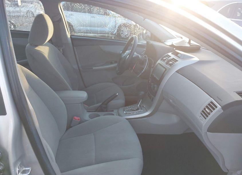 Photo 5 of 2012 Toyota Corolla LE (VIN 5YFBU4EE4CP042075)