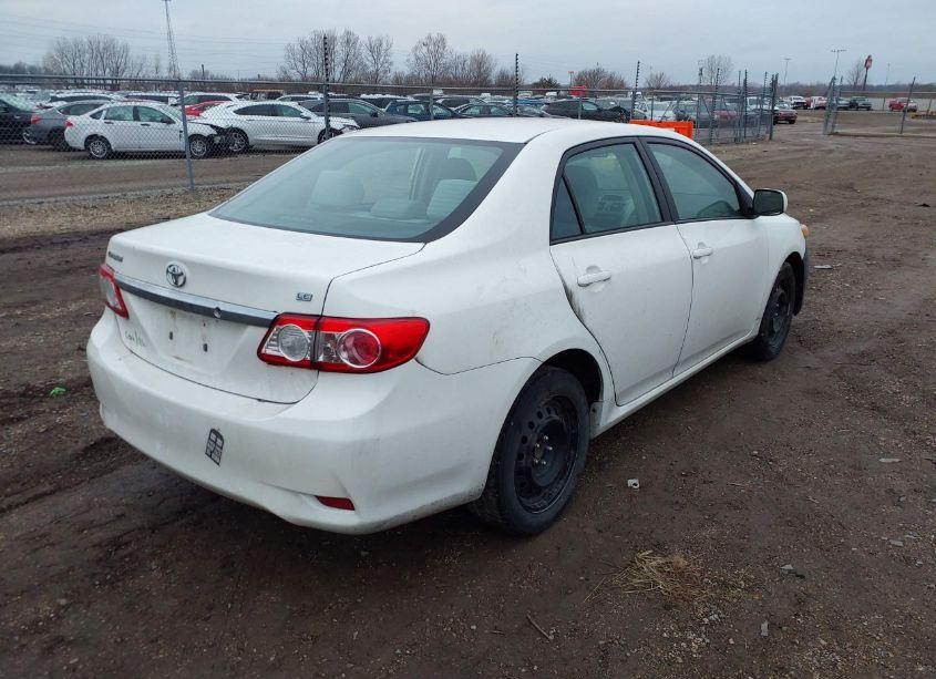 Photo 4 of 2012 Toyota Corolla LE (VIN 5YFBU4EE4CP044568)