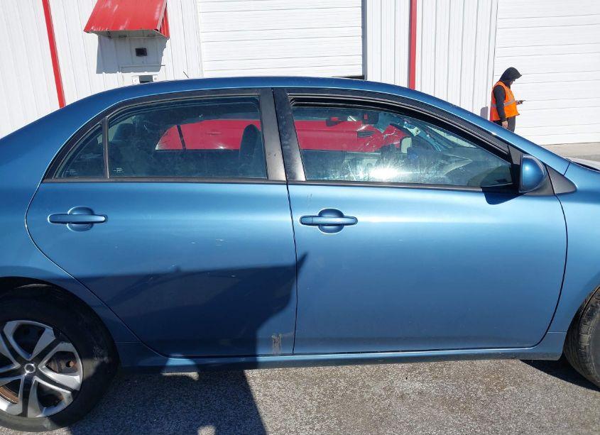 Photo 14 of 2012 Toyota Corolla LE (VIN 5YFBU4EE4CP069079)