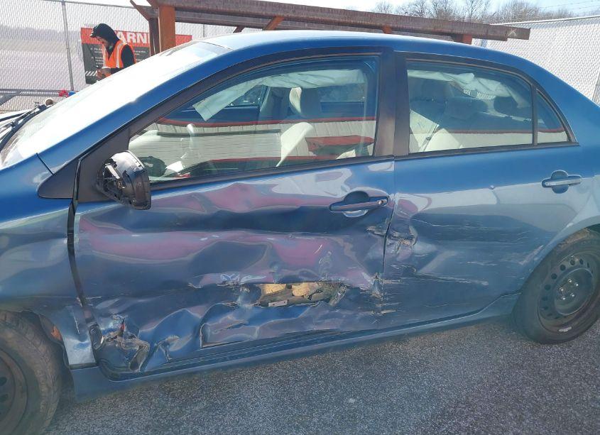 Photo 6 of 2012 Toyota Corolla LE (VIN 5YFBU4EE4CP069079)