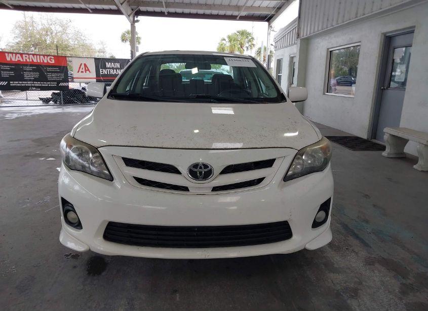 Photo 12 of 2013 Toyota Corolla S (VIN 5YFBU4EE4DP080567)