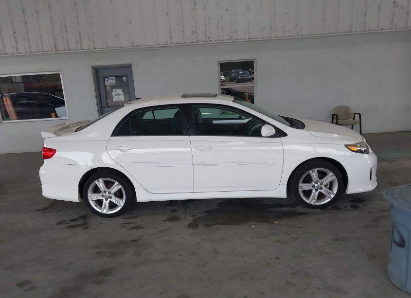 Photo 13 of 2013 Toyota Corolla S (VIN 5YFBU4EE4DP080567)