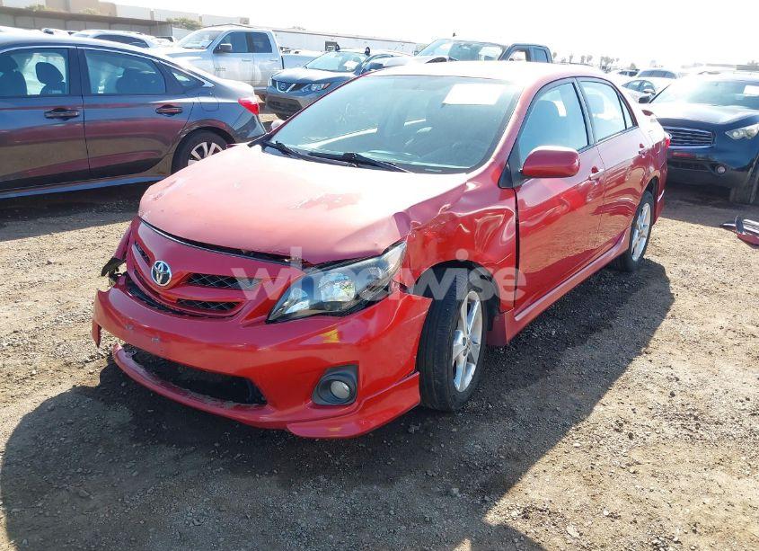 Photo 2 of 2013 Toyota Corolla S (VIN 5YFBU4EE4DP081573)