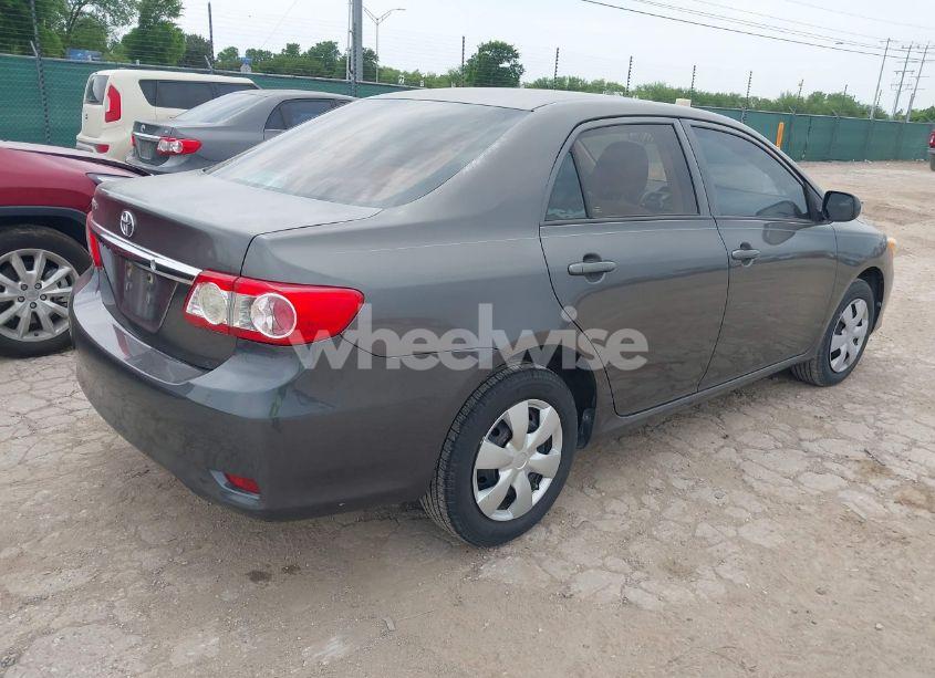 Photo 4 of 2013 Toyota Corolla L (VIN 5YFBU4EE4DP092394)