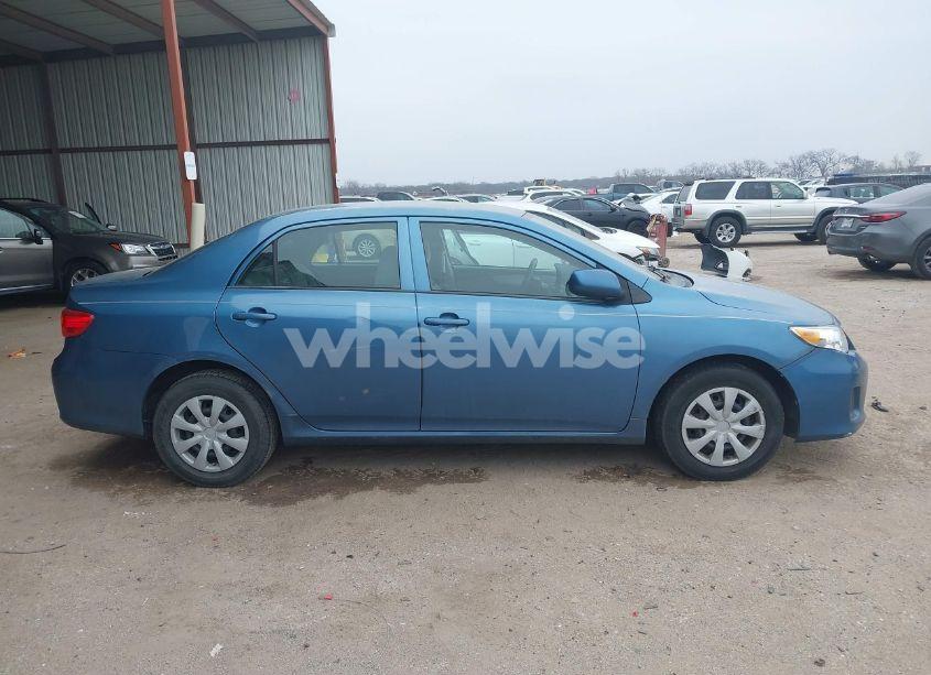 Photo 13 of 2013 Toyota Corolla L (VIN 5YFBU4EE4DP093125)