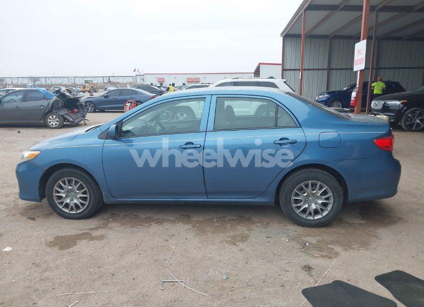 Photo 14 of 2013 Toyota Corolla L (VIN 5YFBU4EE4DP093125)