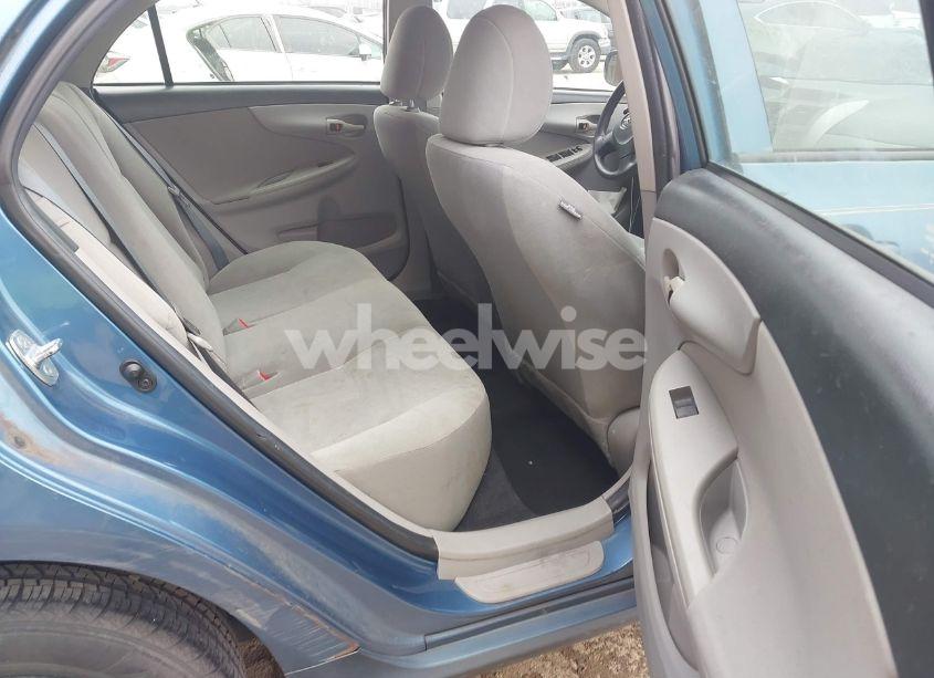 Photo 8 of 2013 Toyota Corolla L (VIN 5YFBU4EE4DP093125)