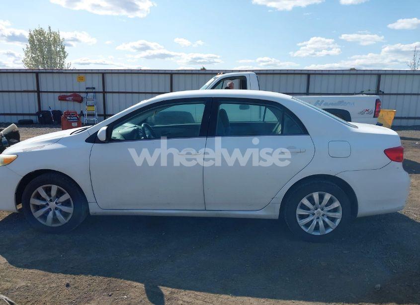 Photo 14 of 2013 Toyota Corolla LE (VIN 5YFBU4EE4DP100106)