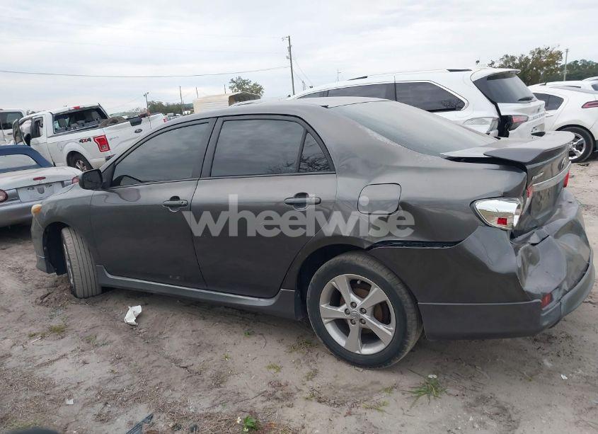 Photo 14 of 2013 Toyota Corolla S (VIN 5YFBU4EE4DP109355)