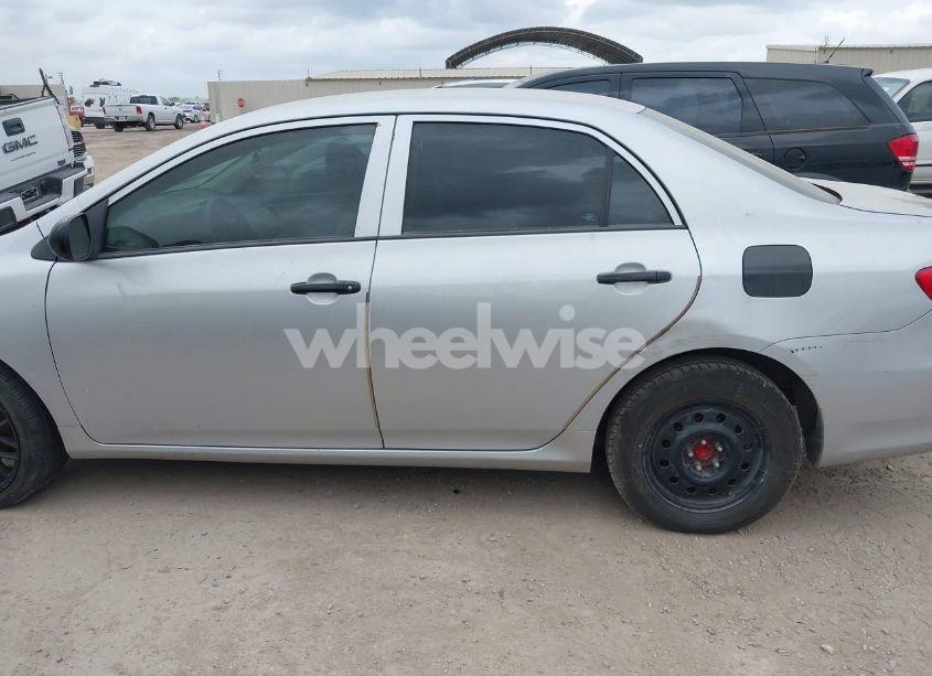 Photo 15 of 2013 Toyota Corolla L (VIN 5YFBU4EE4DP114328)