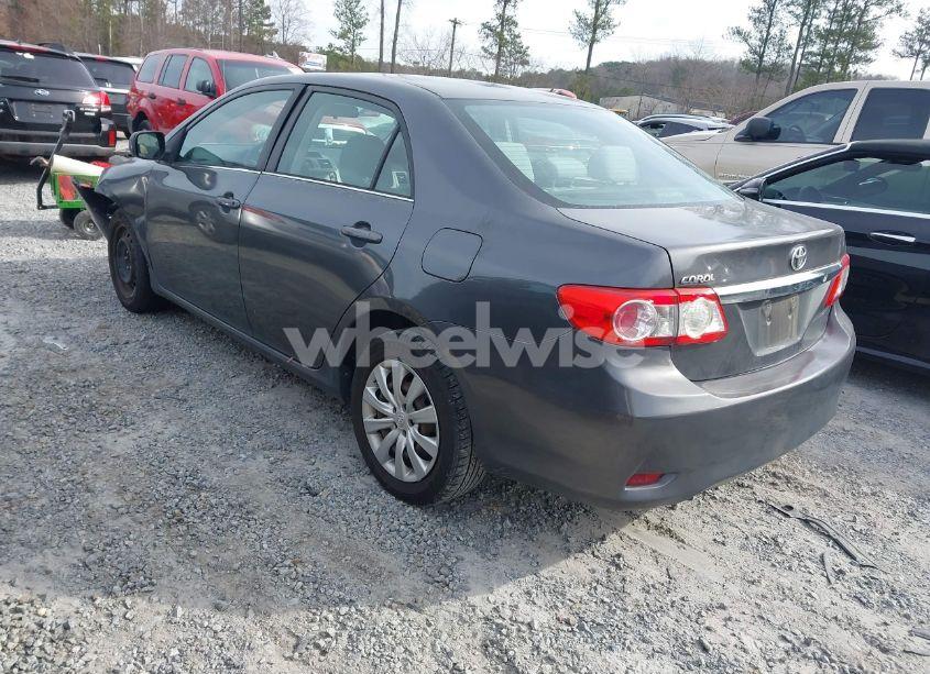 Photo 3 of 2013 Toyota Corolla LE (VIN 5YFBU4EE4DP125880)