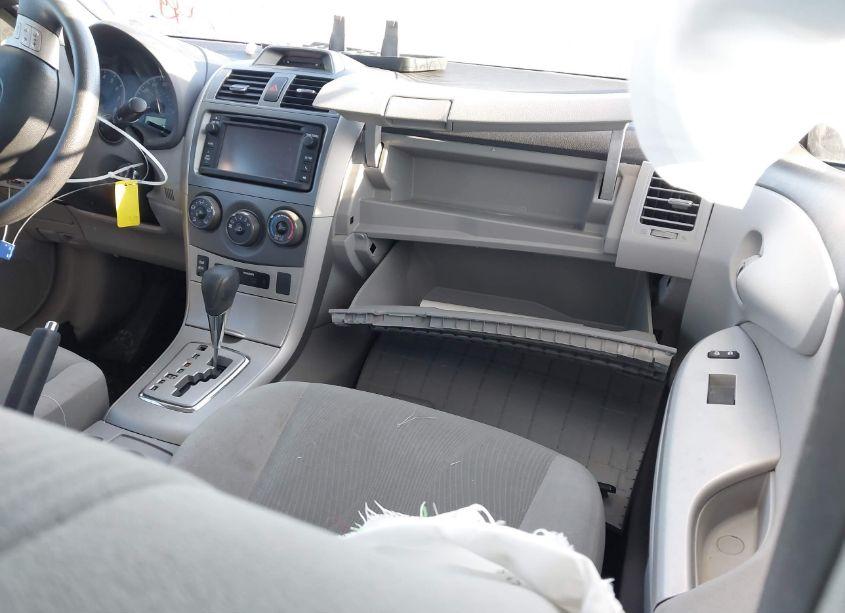 Photo 5 of 2013 Toyota Corolla LE (VIN 5YFBU4EE4DP134661)