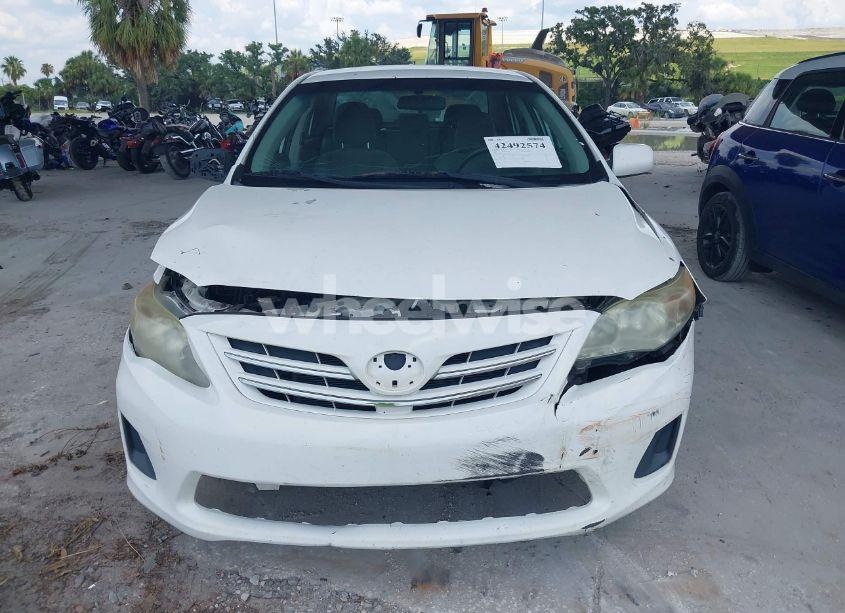 Photo 12 of 2013 Toyota Corolla LE (VIN 5YFBU4EE4DP144137)