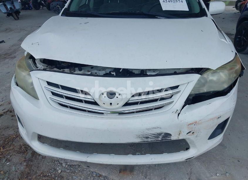 Photo 17 of 2013 Toyota Corolla LE (VIN 5YFBU4EE4DP144137)