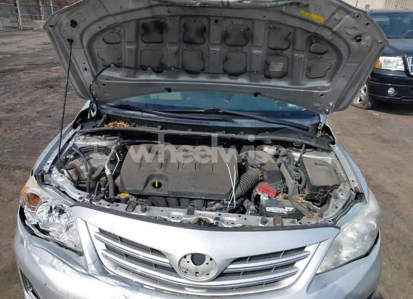 Photo 10 of 2013 Toyota Corolla LE (VIN 5YFBU4EE4DP149273)