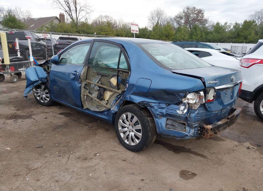 Photo 6 of 2013 Toyota Corolla LE (VIN 5YFBU4EE4DP149483)